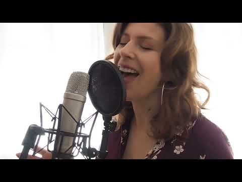 Video: Hallelujah - Alexandra Burke Cover
