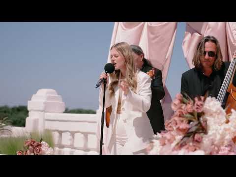 Video: Can‘t help Falling in Love - Trio