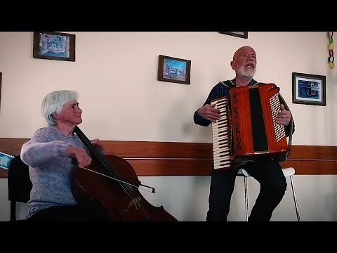 Video: UNTER dem HIMMEL von PARIS - Live in Ungarn 2025