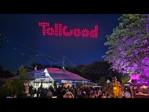 Video: Drohnenshow Tollwood Festival &amp; Firmenevent