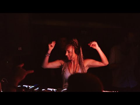 Video: DJ Marie in Mexico