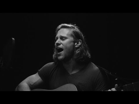 Video: Holding Out For A Hero - Vocal &amp; Guitar Cover