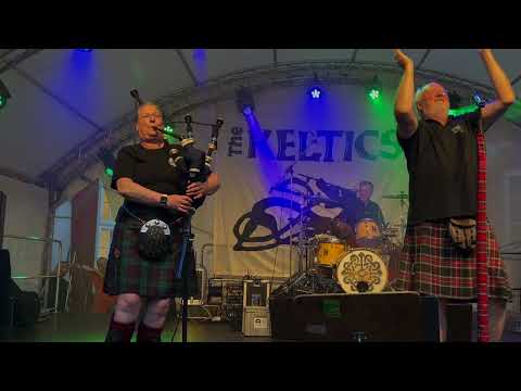 Video: Dagmar Pesta als Gastspielerin bei den Keltics: &quot;Loch Lomond&quot;