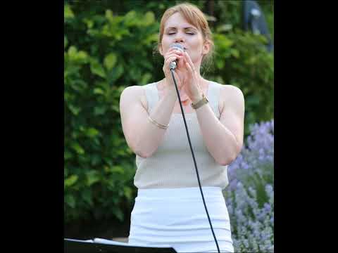 Video: Say a little Prayer - Christoph Stadtler &amp; Mercedes di Gato