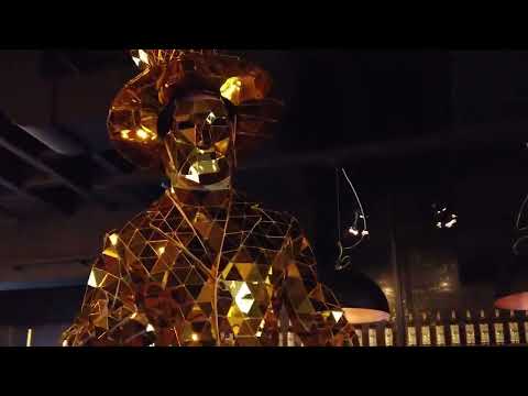 Video: Mirror Performances by Event-Group.de