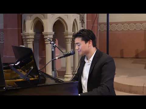 Video: Can You Feel The Love Tonight - Elton John (LIVE Cover)