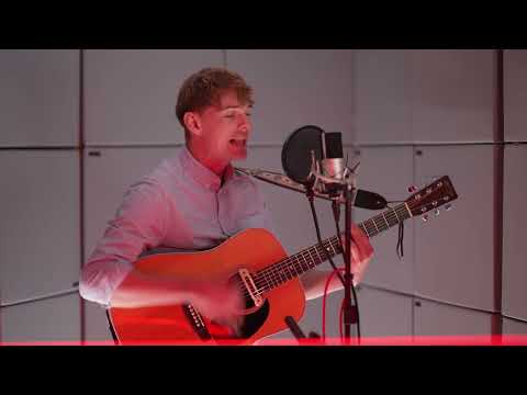 Video: Ed Sheeran - Shivers