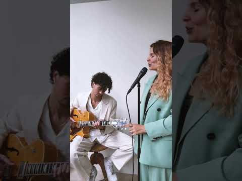 Video: Daria &amp; Marco - Make You Feel My Love 
