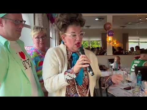 Video: Doris Rottweiler sings "Valerie" 